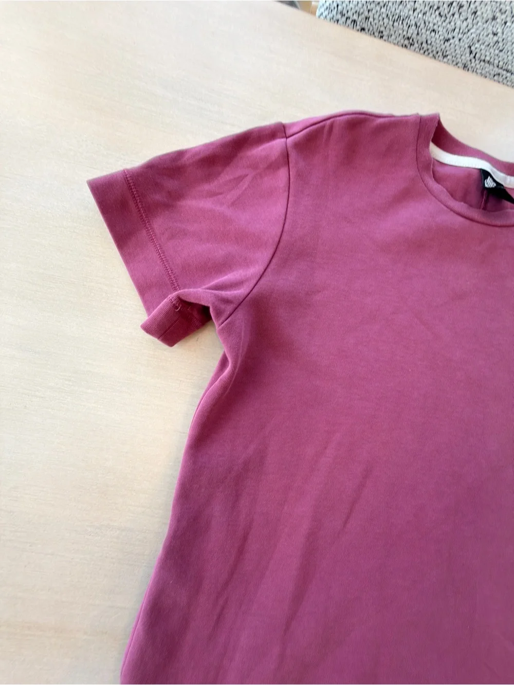 Nike Women’s Short-Sleeve Crew in Dusty Mauve - Medium